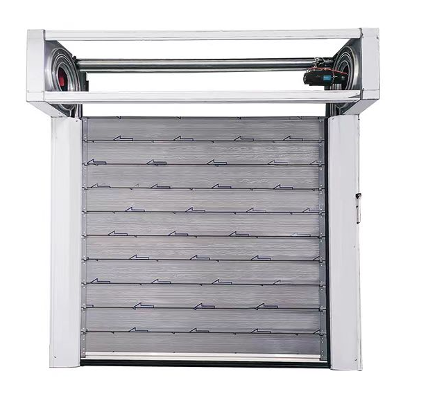 Hard fast rolling door